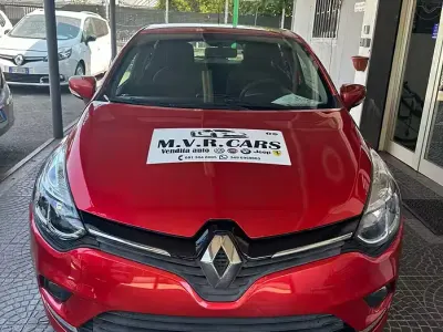 Usata Renault Clio IV Life 75 CV (55 kW) 2017 Rosso Berlina