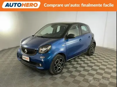 Usata Smart ForFour 90 CV (66 kW) 2019 Blu Utilitaria