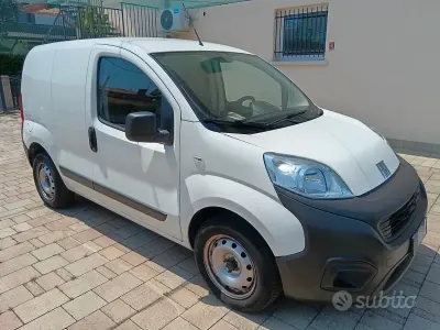 Usata Fiat Fiorino 80 CV (58 kW) 2022 Bianco Monovolume