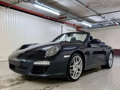 Usata Porsche 911 Carrera Cabriolet 345 CV (253 kW) 2009 Atlas grey Cabrio