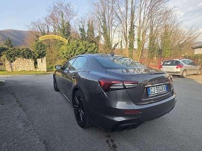Begagnad Maserati Ghibli 349 HK (256 kW) 2022 Sedan