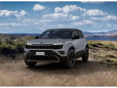 Nuova Jeep Avenger Overland 136 CV (100 kW) 2026 380storm/tetto nero SUV