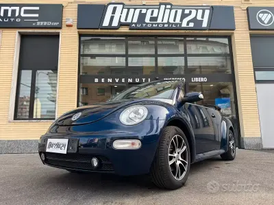 Usata VW New Beetle 116 CV (85 kW) 2003 Blu/azzurro Utilitaria