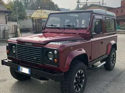 Usata Land Rover Defender 122 CV (89 kW) 2003 Station wagon