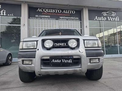 Usata Opel Frontera 116 CV (85 kW) 2000 Argento SUV