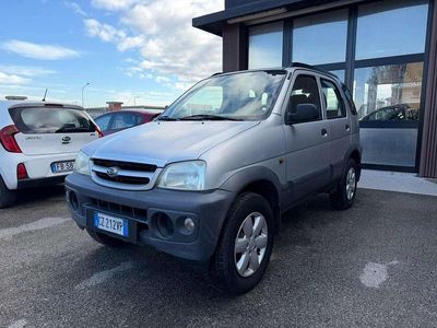 Usata Daihatsu Terios 86 CV (63 kW) 2006 Argento SUV