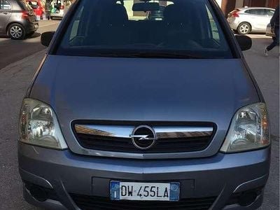 Usata Opel Meriva Club 75 CV (55 kW) 2009 Grigio Monovolume
