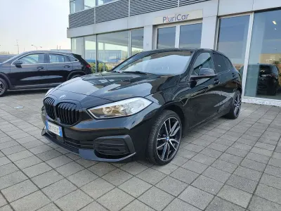 Usata BMW 118 136 CV (100 kW) 2023 Nero Berlina