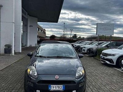 Usata Fiat Punto Lounge 75 CV (55 kW) 2014 Grigio scuro Utilitaria