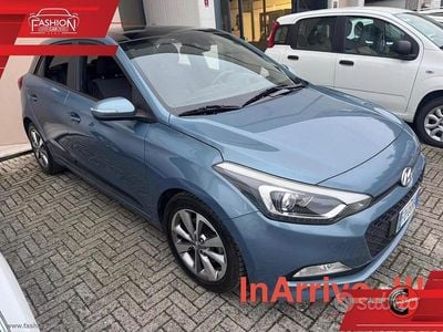 Usata Hyundai i20 GO! 75 CV (55 kW) 2016 Blu/azzurro Berlina