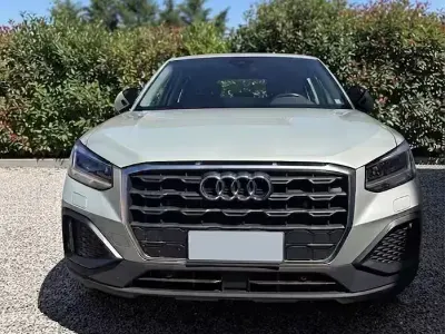 Usata Audi Q2 Advanced 150 CV (110 kW) 2023 Grigio SUV