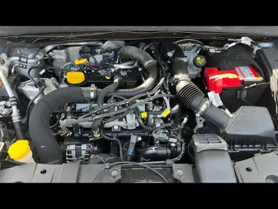 Usata Renault Captur Techno 100 CV (73 kW) 2023 Grigio chiaro SUV