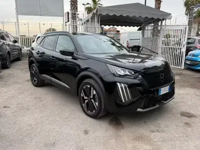 Używany Peugeot 2008 Allure 101 KM (74 kW) 2025 Czarny SUV