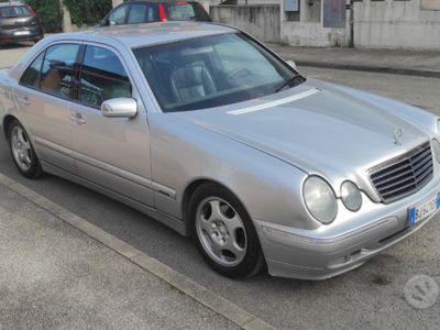 usata Mercedes E220 CDI Avantgarde