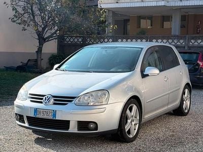 Usado VW Golf V Sportline 105 CV (77 kW) 2007 Berlina
