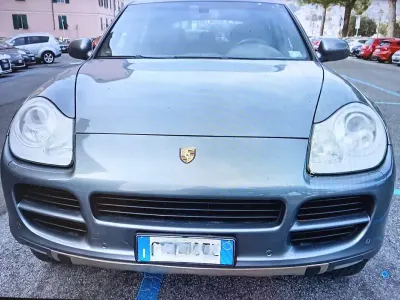 Usata Porsche Cayenne S 349 CV (256 kW) 2005 Grigio SUV