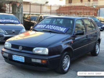 usata VW Golf III 1.6 cat 5 porte