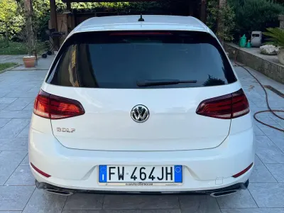 Usata VW Golf VII Sportline 116 CV (85 kW) 2019 Bianco Berlina