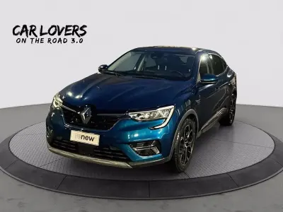 Usata Renault Arkana Techno 145 CV (106 kW) 2022 Blu scuro SUV
