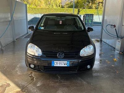 Usata VW Golf V 2003 Nero Utilitaria