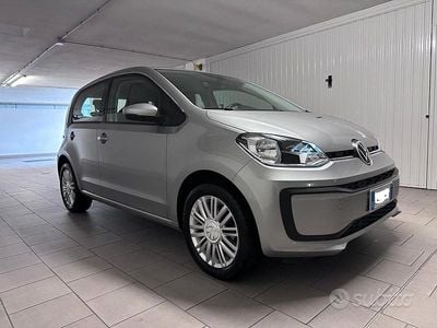 Usata VW up! Move 65 CV (47 kW) 2022 Grigio Utilitaria