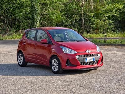 Usata Hyundai i10 Classic 66 CV (48 kW) 2018 Rosso Utilitaria