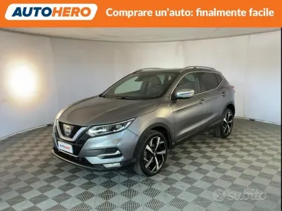 Gebraucht Nissan Qashqai Tekna 131 PS (96 kW) 2018 Grau SUV