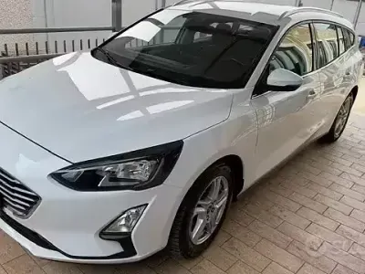 Begagnad Ford Focus Business Edition 120 HK (88 kW) 2021 Vit Kombi