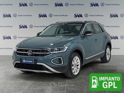 Usata VW T-Roc Style 116 CV (85 kW) 2025 Petroleum blue SUV