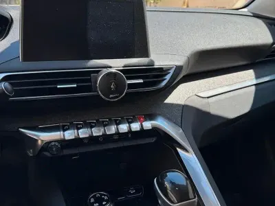 Usata Peugeot 3008 2018 Bianco SUV