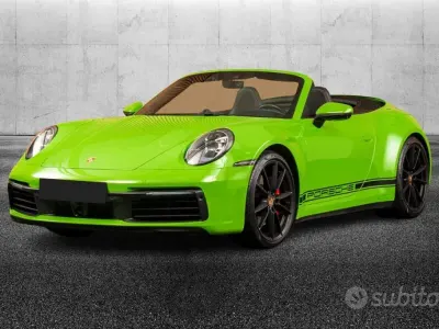 Usata Porsche 911 Carrera 4S Cabriolet 450 CV (330 kW) 2019 Verde Cabrio
