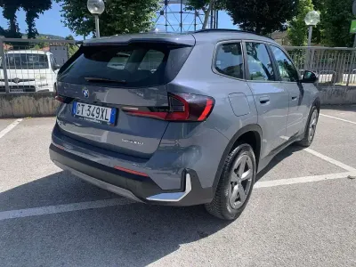 Usata BMW X1 150 CV (110 kW) 2023 Grigio SUV