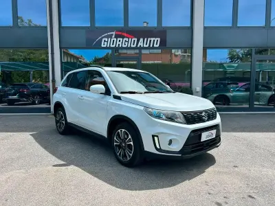 Usata Suzuki Vitara 140 CV (102 kW) 2019 Bianco SUV