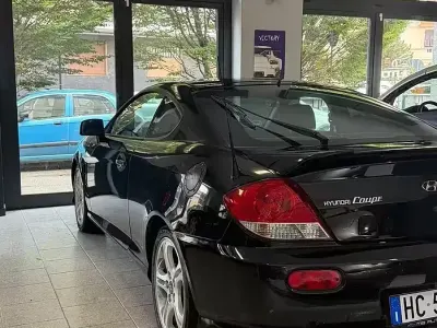 Usata Hyundai Coupé 167 CV (122 kW) 2006 Nero Coupé