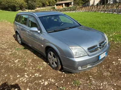 Usata Opel Vectra 150 CV (110 kW) 2004 Grigio Station wagon