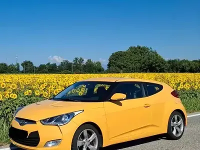 Usata Hyundai Veloster 140 CV (102 kW) 2013 Arancione Utilitaria