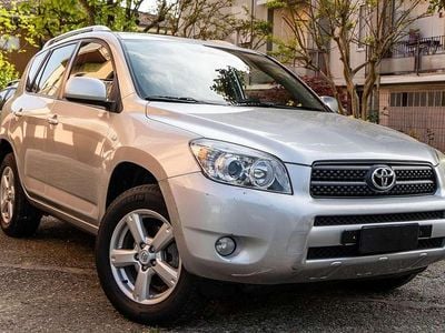 Usata Toyota RAV4 Luxury 152 CV (111 kW) 2006 Argento SUV