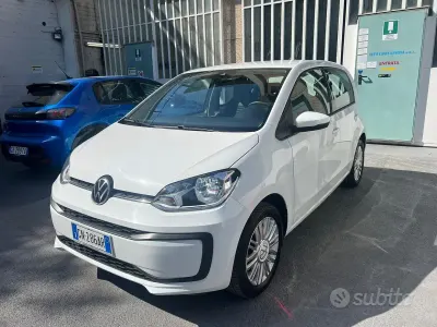 Usata VW up! Move 65 CV (47 kW) 2023 Bianco Utilitaria