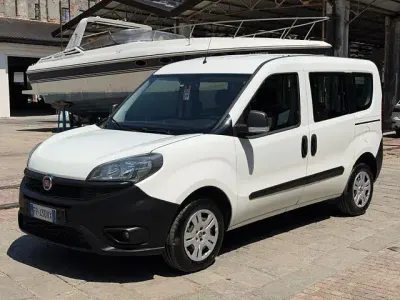 Usata Fiat Doblò 95 CV (69 kW) 2018 Bianco Monovolume
