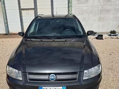 Usata Fiat Stilo Dynamic 105 CV (77 kW) 2007 Nero Station wagon