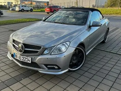 Usata Mercedes E350 272 CV (200 kW) 2010 Grigio