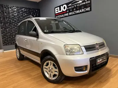 Usata Fiat Panda Climbing 60 CV (44 kW) 2008 Other Utilitaria