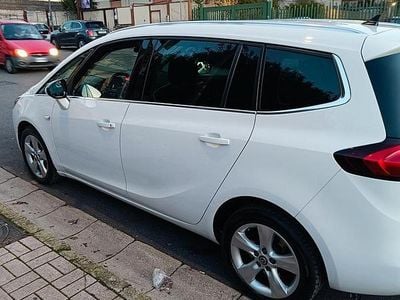 Usata Opel Zafira Tourer 140 CV (102 kW) 2014 Bianco Monovolume