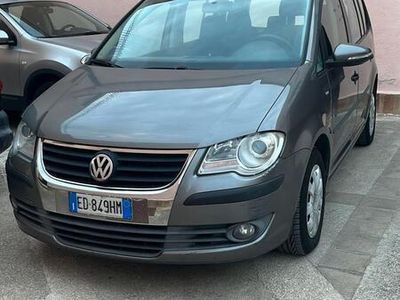 usata VW Touran 1.6 TDI Comfortline