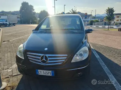 Usata Mercedes B170 116 CV (85 kW) 2006 Nero Monovolume
