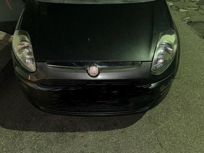Grigio Usata 2010 Fiat Punto Evo Utilitaria | 3500 € (Buon prezzo)