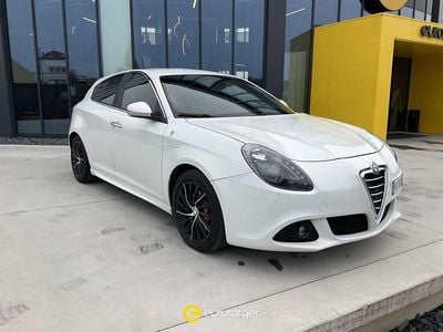 Usata Alfa Romeo Giulietta Quadrifoglio Verde 235 CV (172 kW) 2011 Bianco Berlina