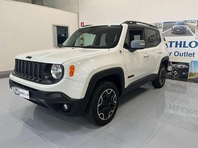Usata Jeep Renegade Trailhawk 170 CV (125 kW) 2015 Bianco SUV