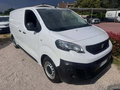 Usata Peugeot Expert 120 CV (88 kW) 2023 Bianco Furgone