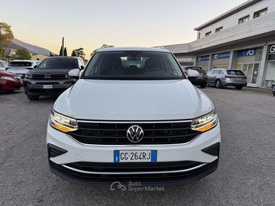 Usata VW Tiguan Life 150 CV (110 kW) 2021 Bianco SUV